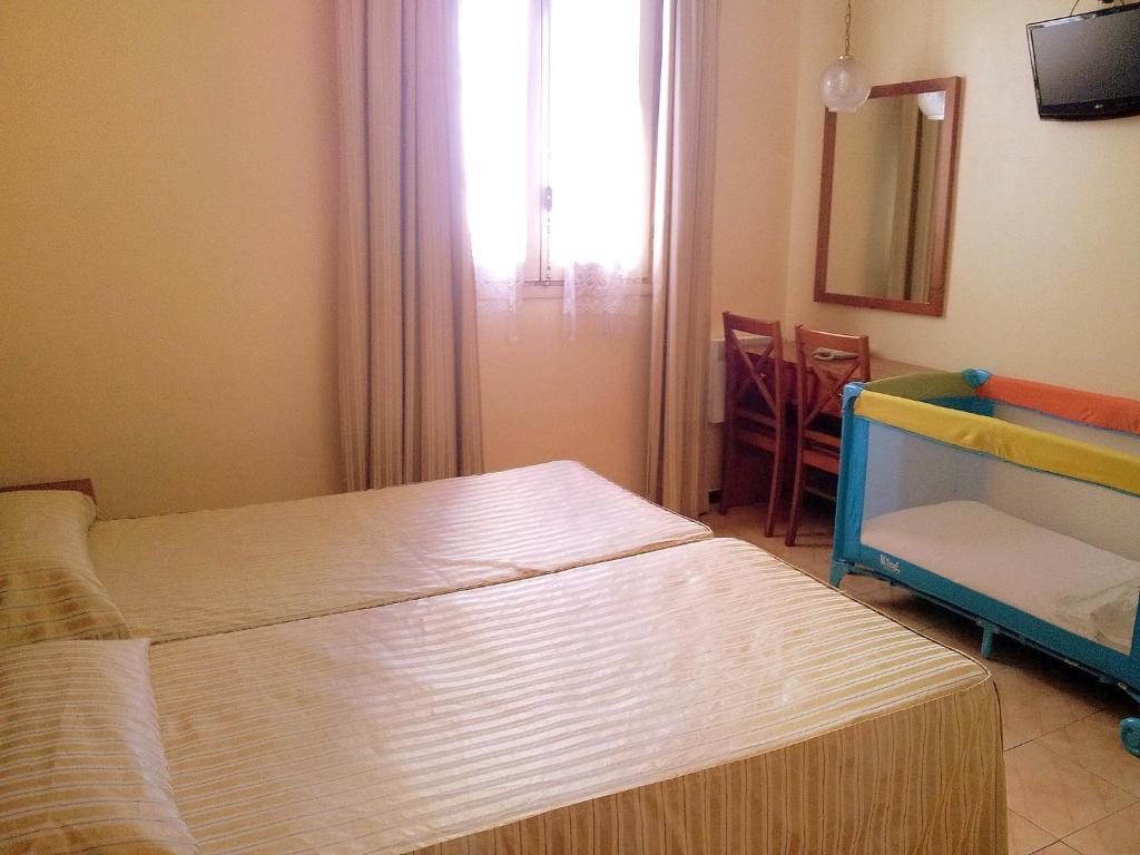 Hotel Toledano Ramblas Barcelona Cameră foto